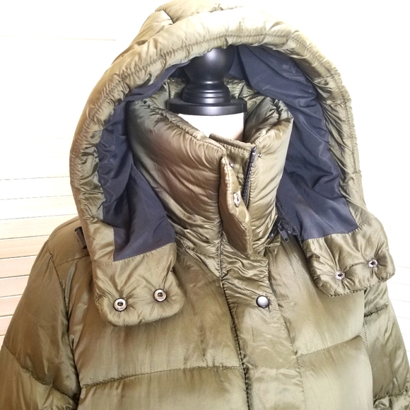 Halogen Woman’s Long Green Parka. NWOT Size SM - Picture 8 of 13